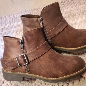 Luoika buckled booties